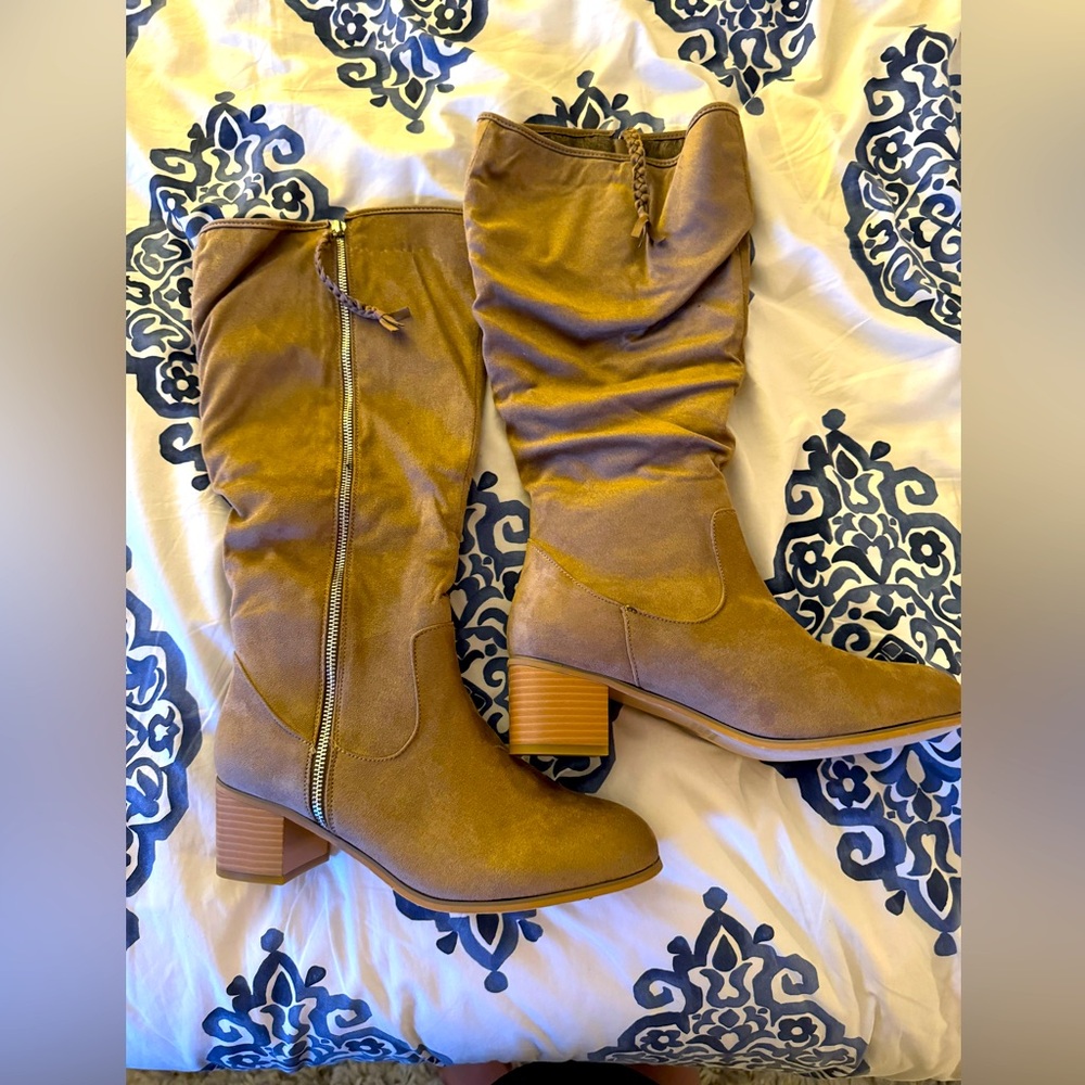 Tall Wide Calf/Fur lined Boots